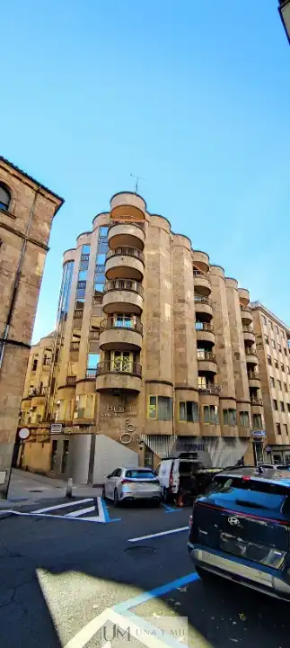 Vista exterior de Piso en venta en Salamanca con Calefacción, Parquet y Terraza