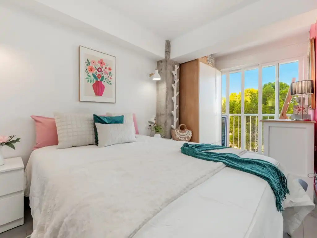 Bedroom of Apartments for sale in Campello Playa