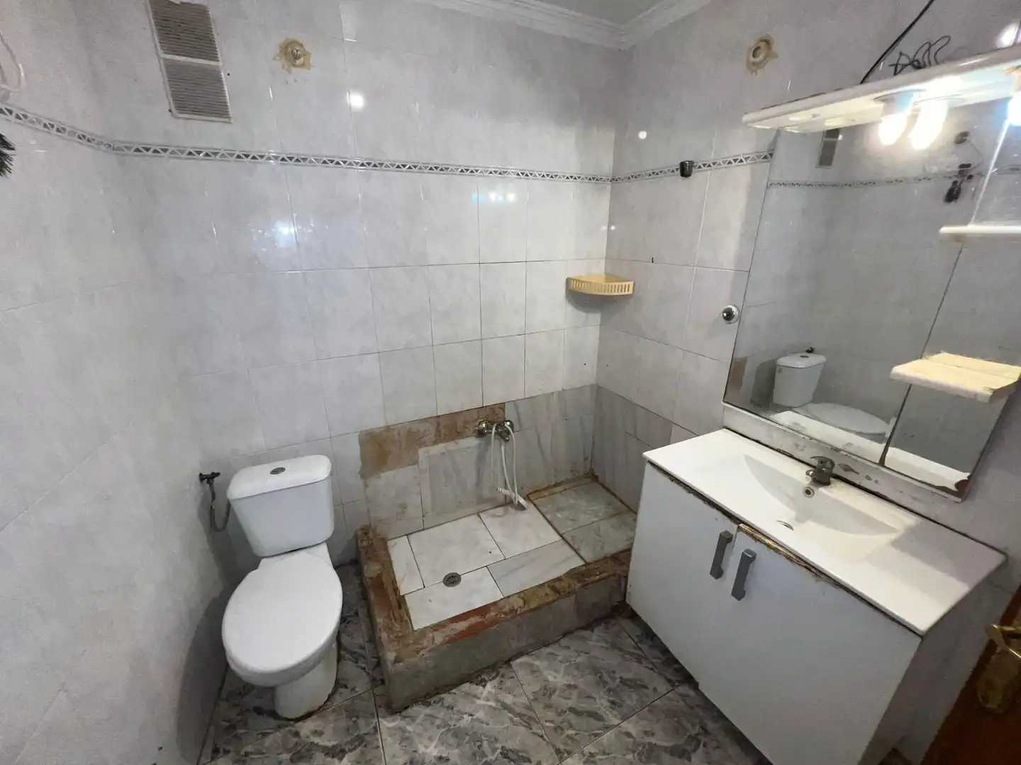 Bathroom of Apartments for sale in Archena