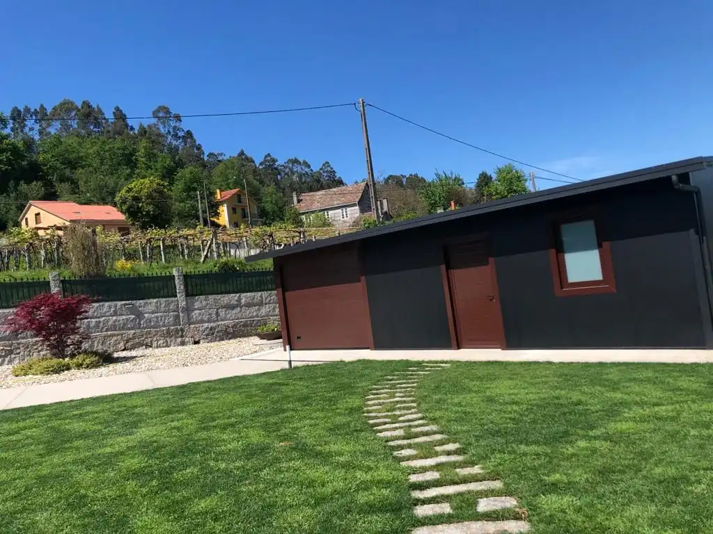 Exterior view of Houses for sale in Barro  with Private garden, Parquet flooring and Storage room