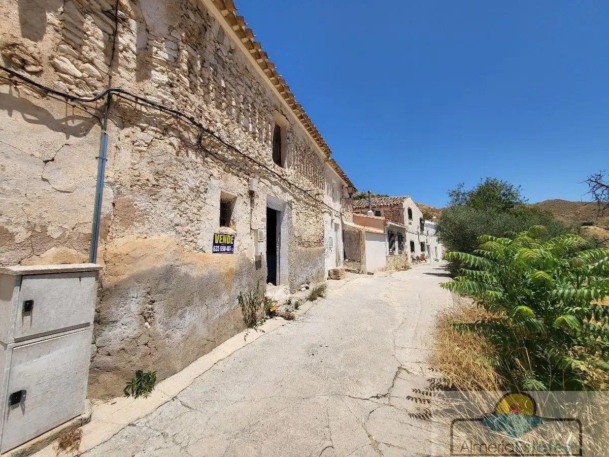 Vista exterior de Casa o xalet en venda en Albánchez