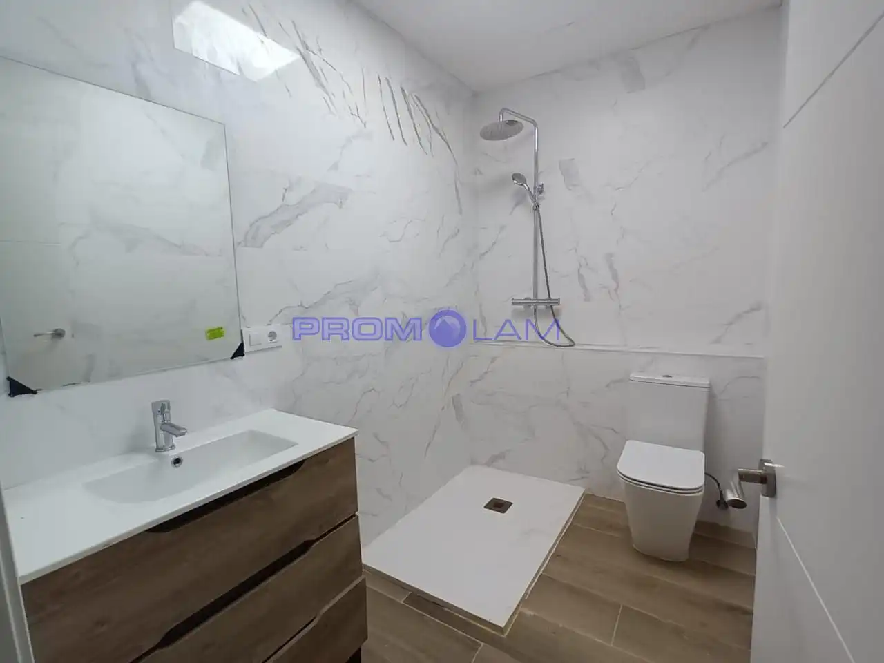 Baño de Planta baja en venta en Sevilla