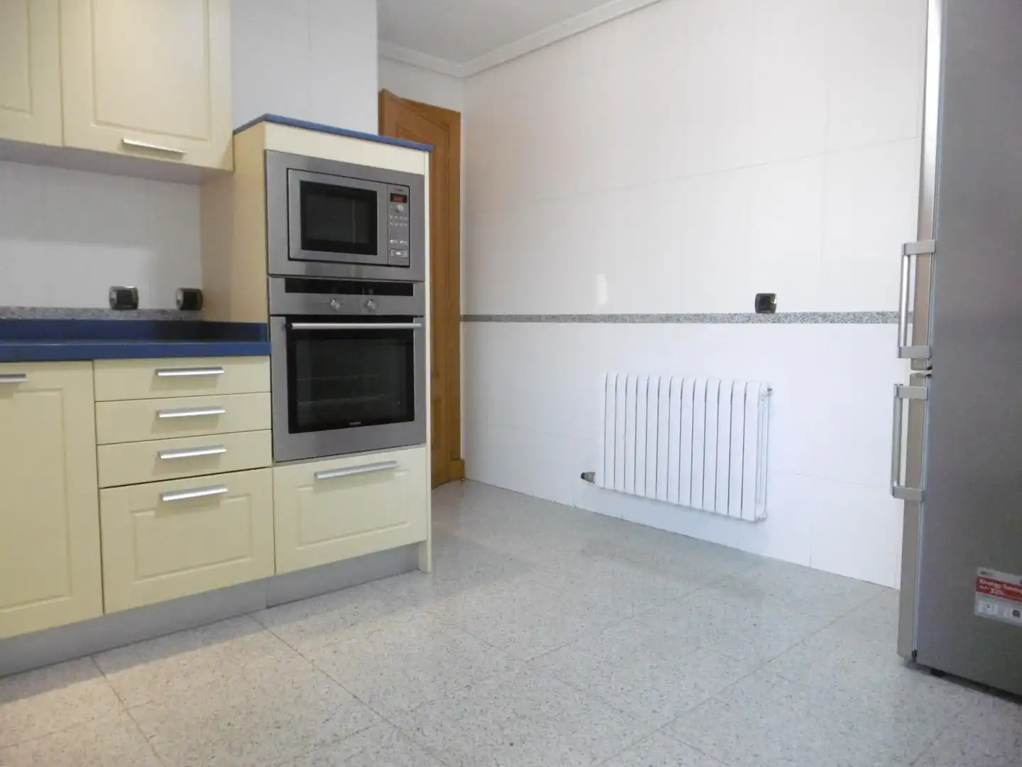 Cuina de Pis de lloguer en Valladolid amb Aire condicionat, Calefacció i Traster