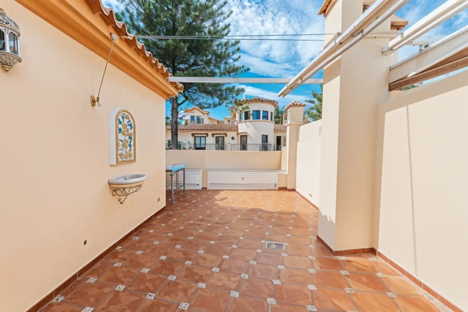 Adossat amb piscina en venda a Estepona Pueblo, imagen 36