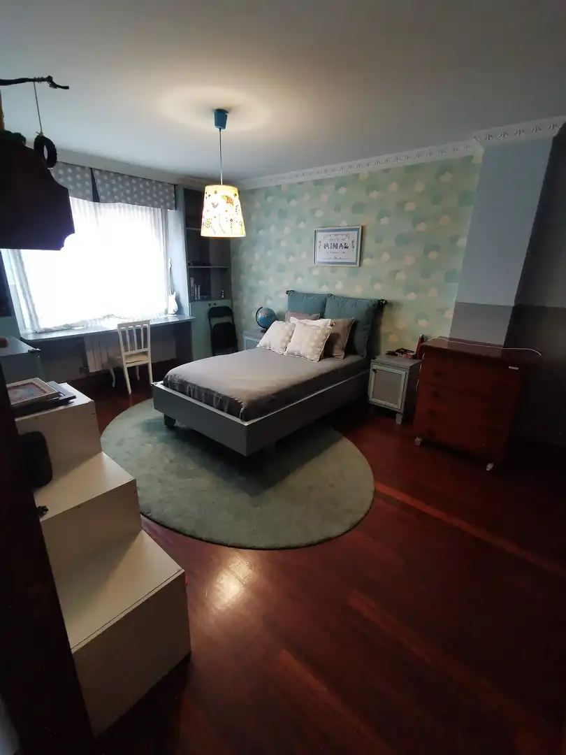 Dormitori de Casa o xalet en venda en Castro-Urdiales amb Calefacció, Jardí privat i Terrassa