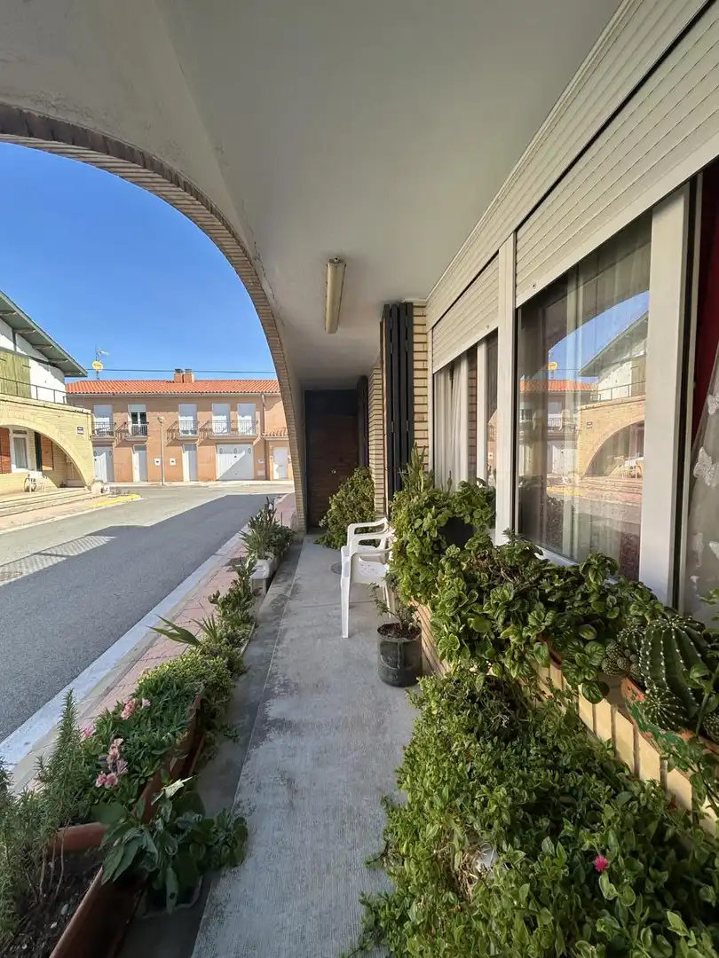 Vista exterior de Casa o xalet en venda en Fontellas amb Calefacció, Terrassa i Traster