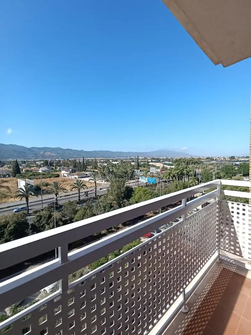 Außenansicht von Wohnung zur Miete in Murcia mit Klimaanlage, Heizung und Privatgarten