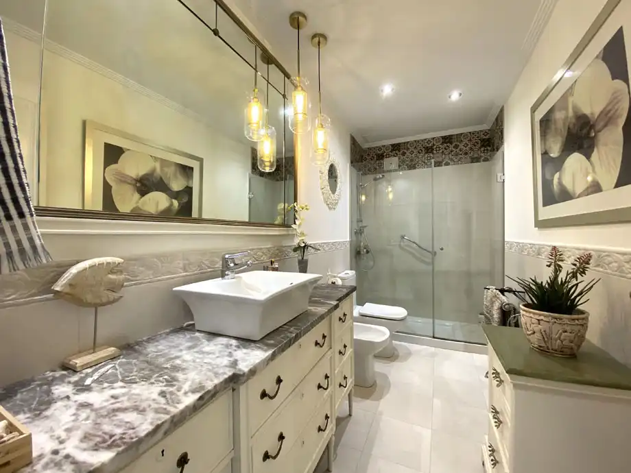 Baño de Piso en venta en Vitoria - Gasteiz con Calefacción y Terraza