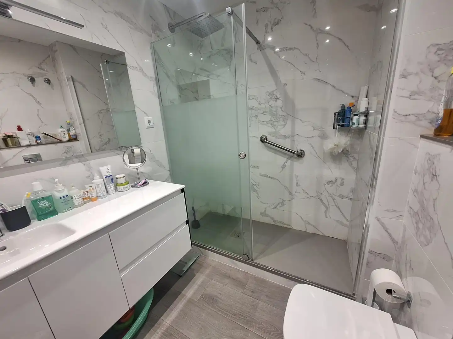 Baño de Casa adosada en venta en Sabadell con Aire acondicionado, Jardín privado y Terraza