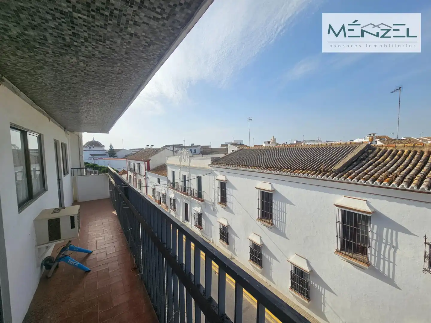 Vista exterior de Piso en venta en Villalba del Alcor
