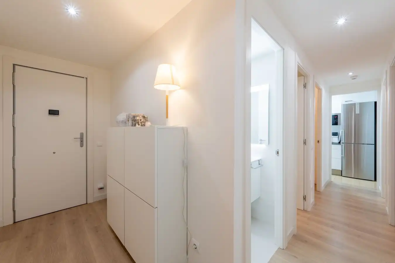 Wohnung zum Verkauf in Barcelona mit Klimaanlage, Heizung und Möbliert