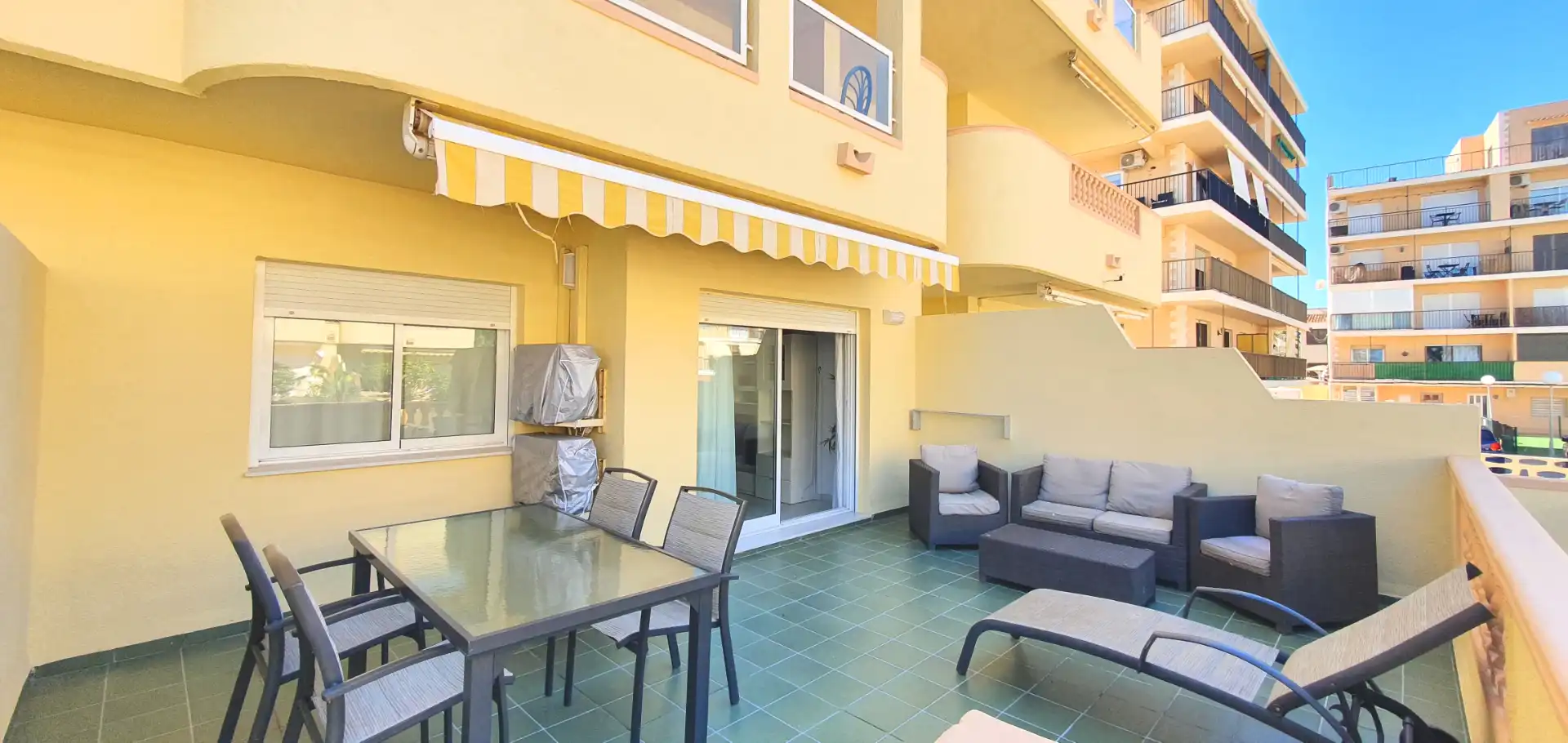 Terraza de Apartamento de alquiler en Dénia con Aire acondicionado, Calefacción y Terraza