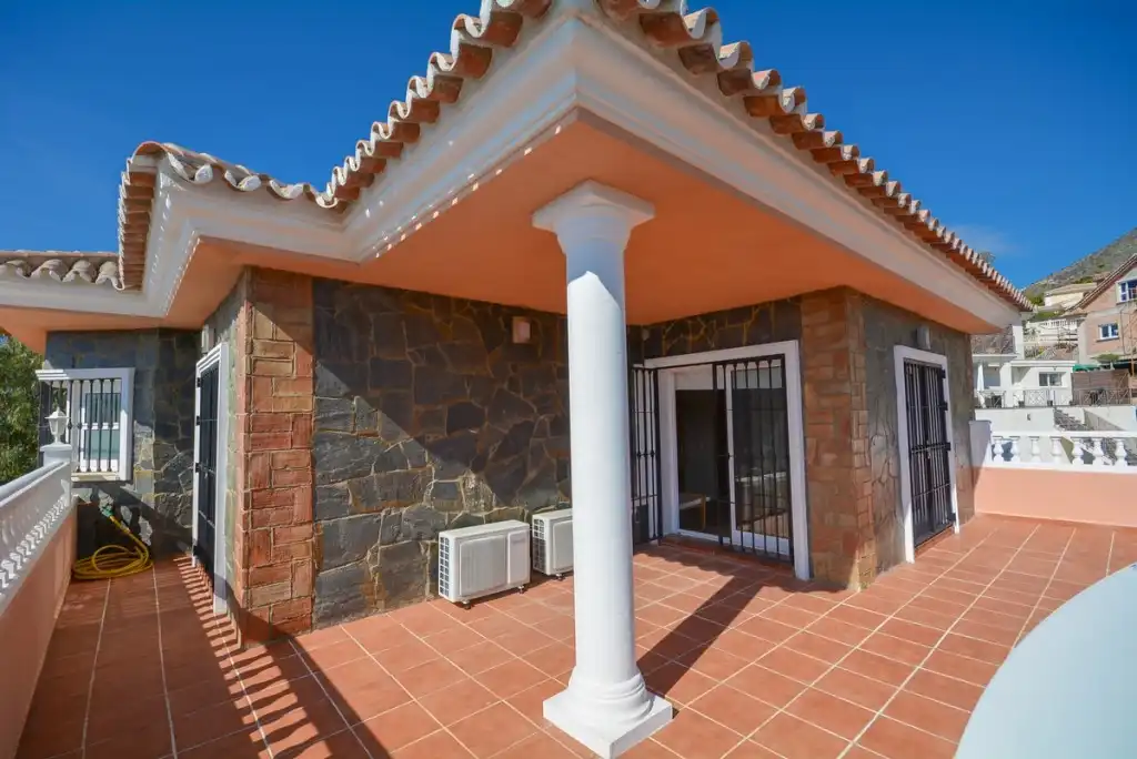 Terrace of Houses for sale in Benalmádena  with Air Conditioner, Private garden and Terrace