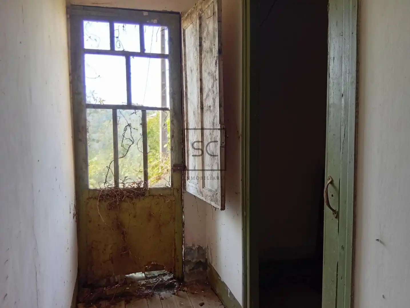 Casa adosada en venda en Cabanas amb Balcó