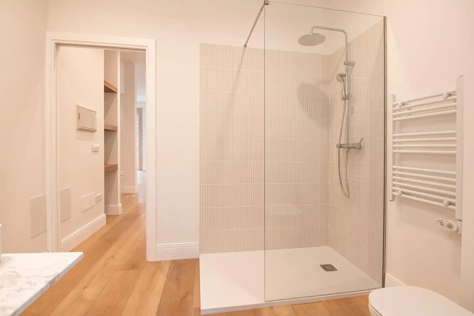Baño de Apartamento en venta en A Coruña Capital  con Calefacción