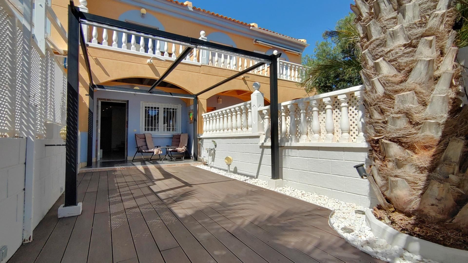 Terrace of House or chalet for sale in Elche / Elx  with Private garden, Terrace and Storage room
