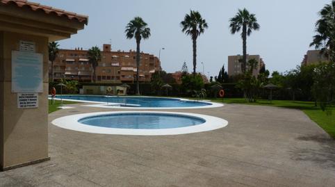 Foto 2 de Piso en venta en Salobreña Costa, Salobreña