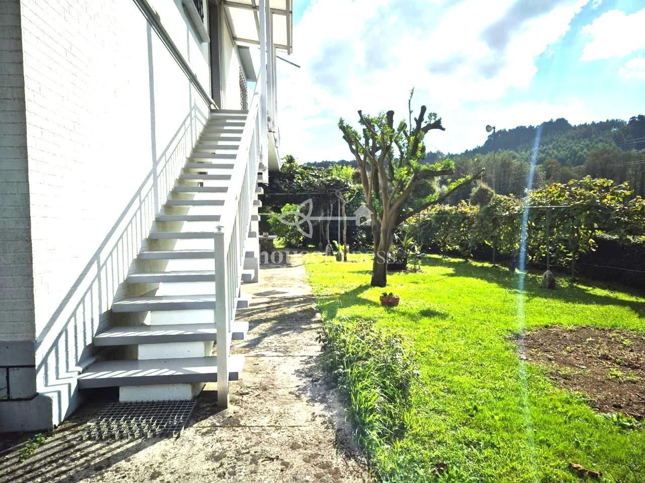 Jardí de Casa o xalet en venda en Fene amb Jardí privat, Terrassa i Traster
