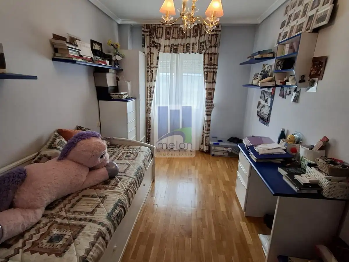 Habitación de Casa o chalet en venta en Alfoz de Quintanadueñas con Trastero