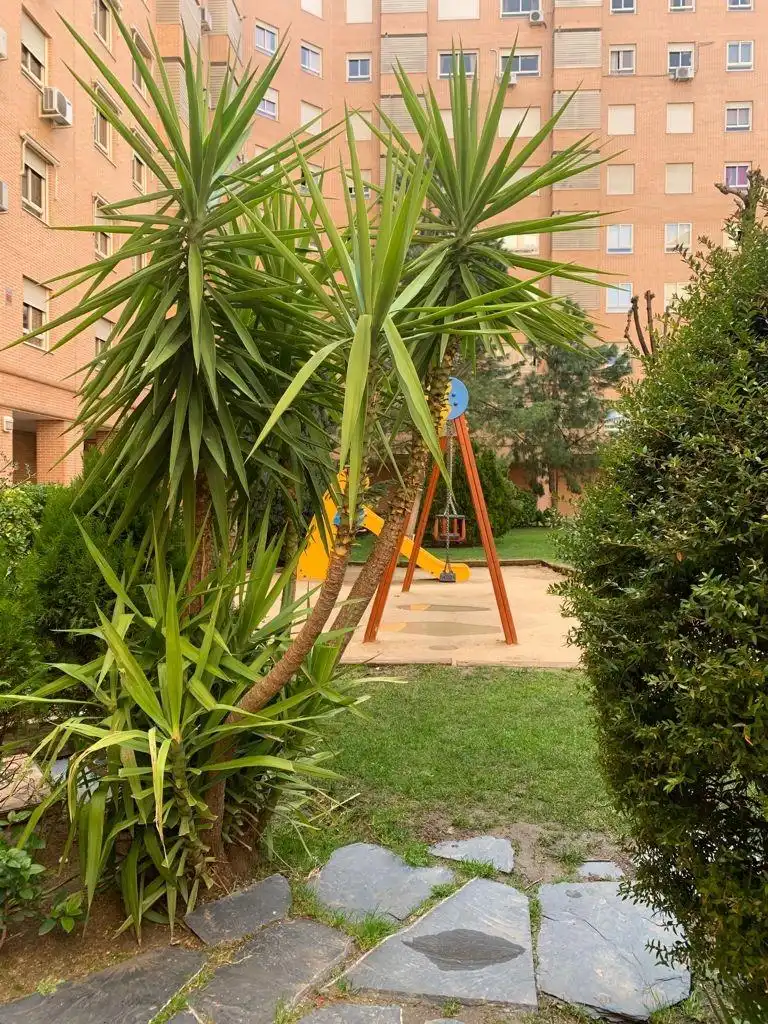 Garten von Wohnung zum Verkauf in Madrid mit Klimaanlage, Heizung und Gemeinschaftspool