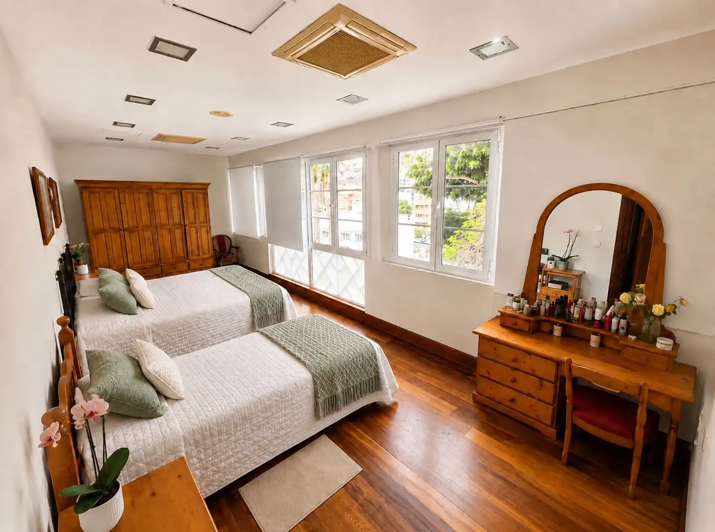 Bedroom of Detached homes for sale in Las Palmas de Gran Canaria  with Terrace and Balcony