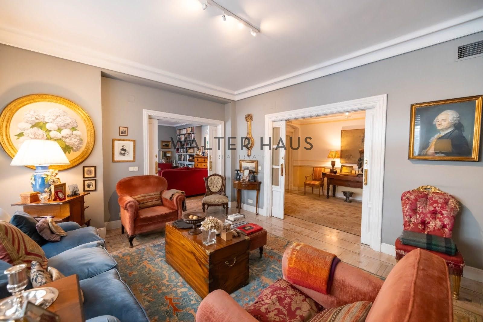 Living room of Flat for sale in  Madrid Capital  with Air Conditioner, Heating and Terrace