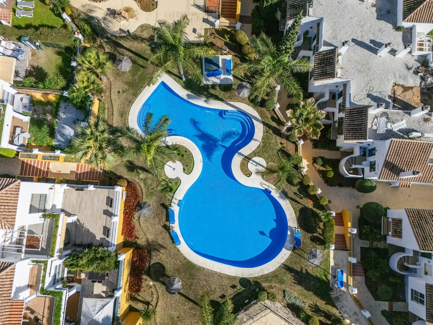 Piscina de Apartament en venda en Marbella amb Jardí privat, Terrassa i Moblat