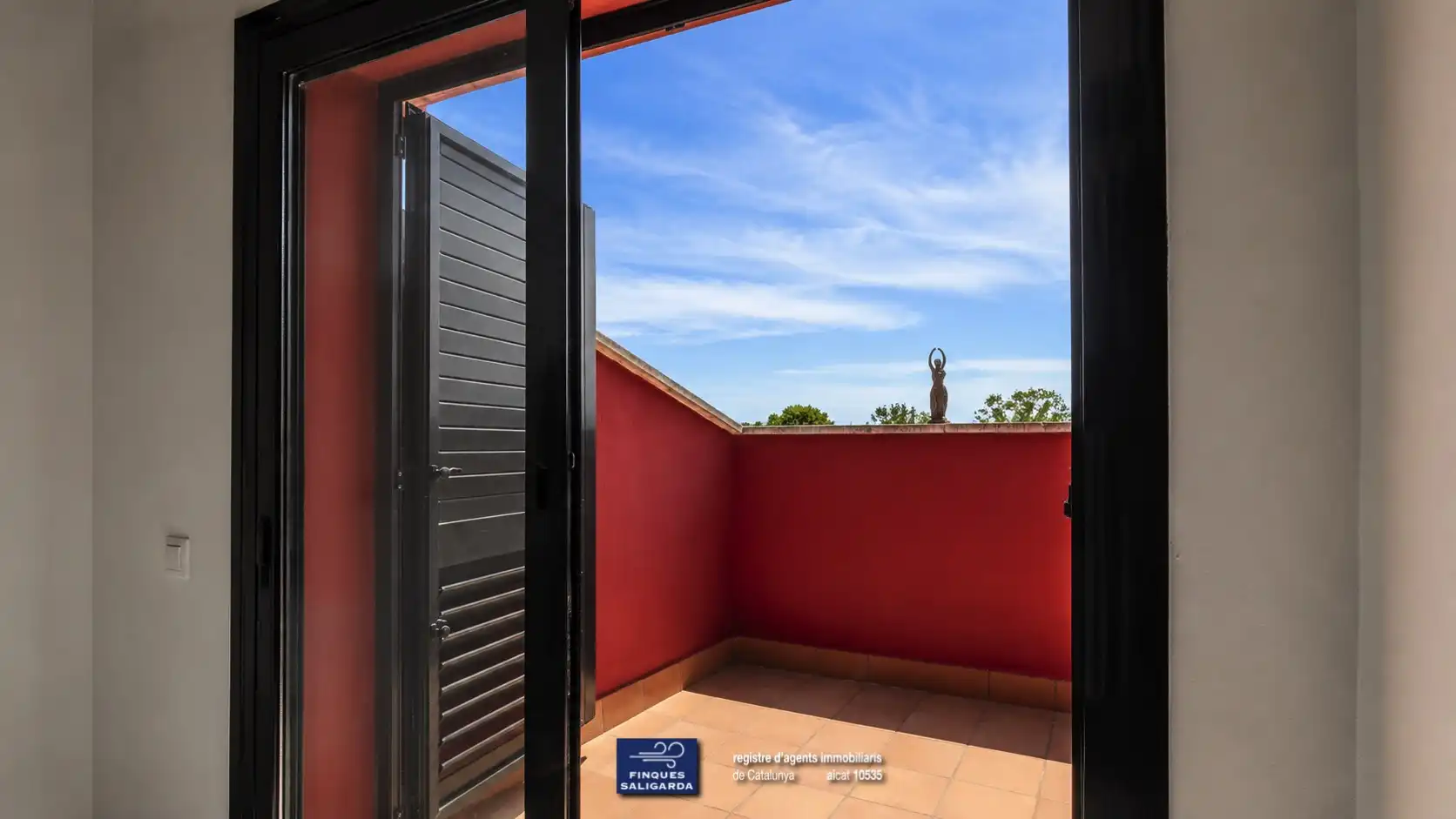 Terrasse von Maisonette zum Verkauf in Santa Eulàlia de Ronçana mit Klimaanlage, Heizung und Terrasse