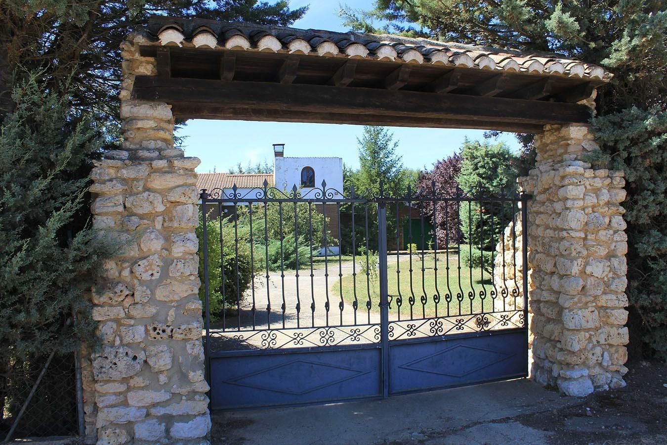 Finca rústica en venta en Grijota con Trastero y Amueblado