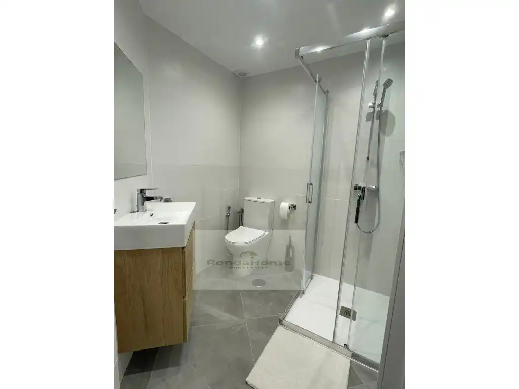 Baño de Piso de alquiler en Mijas con Terraza y Amueblado