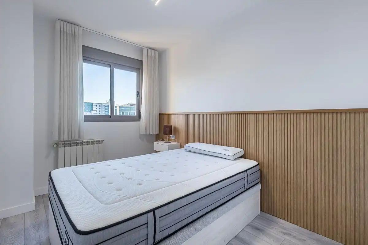Schlafzimmer von Wohnung zur Miete in Zaidín