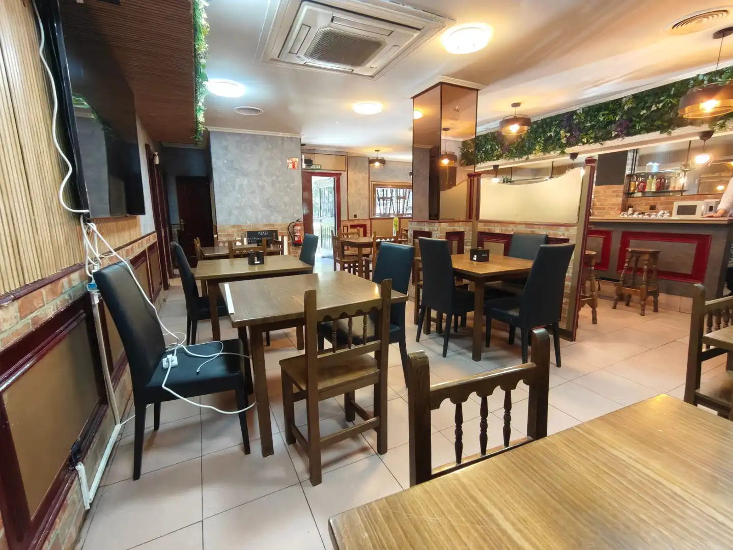 Local en venta en Madrid con Aire acondicionado, Calefacción y Amueblado