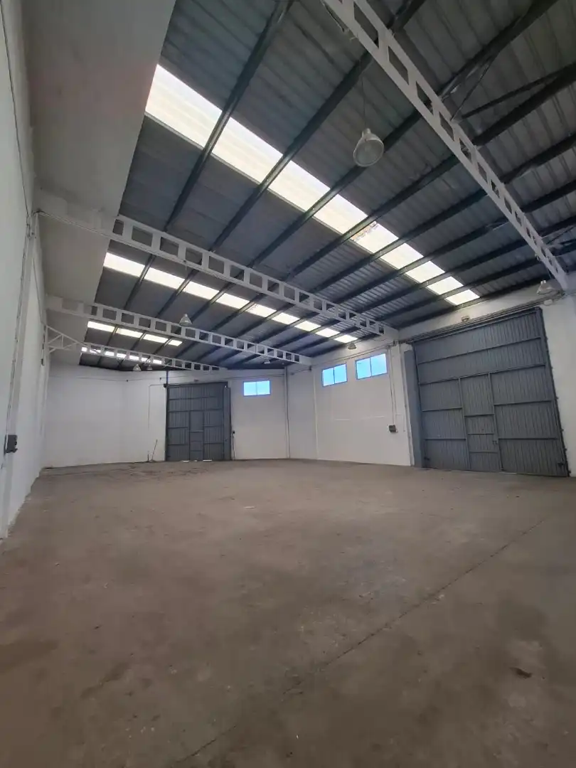 Nau industrial en venda a Carrer Artesans, 54, Valls