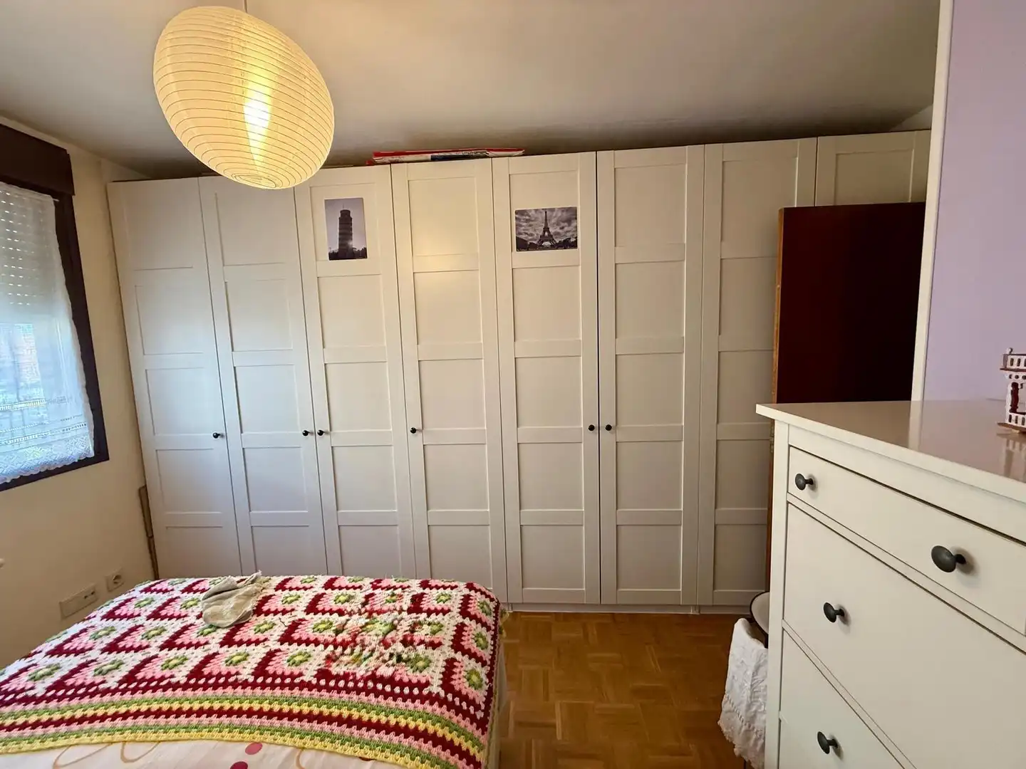 Habitación de Piso en venta en Oviedo  con Calefacción, Trastero y Amueblado