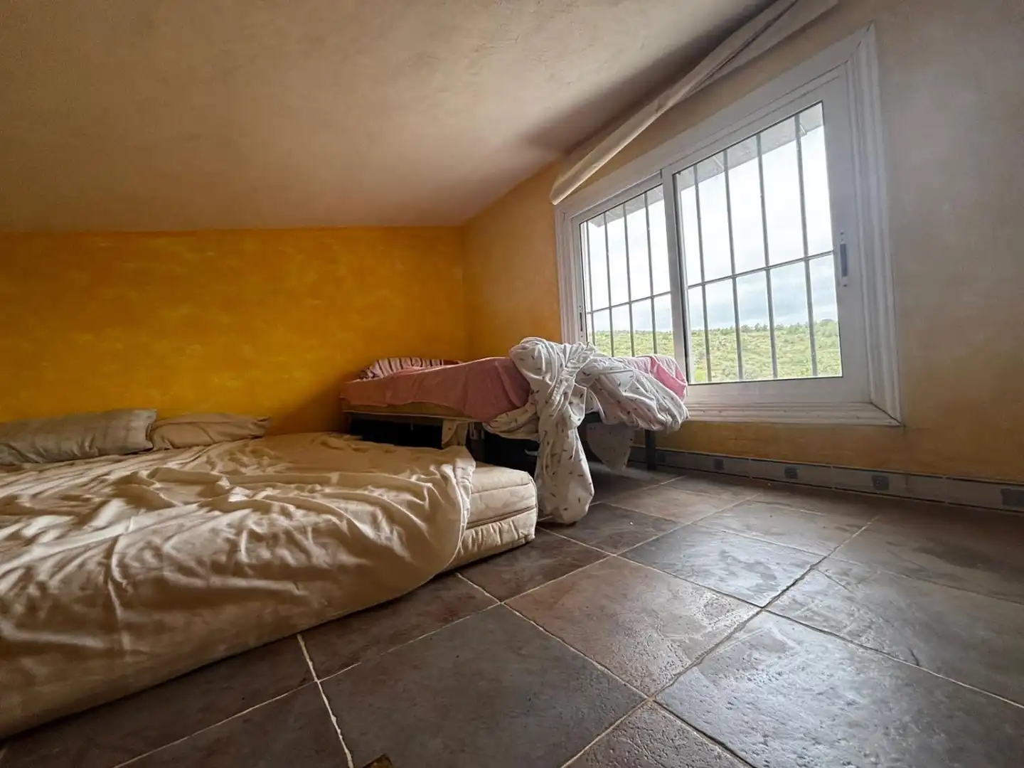 Dormitori de Casa o xalet en venda en Azuébar amb Terrassa