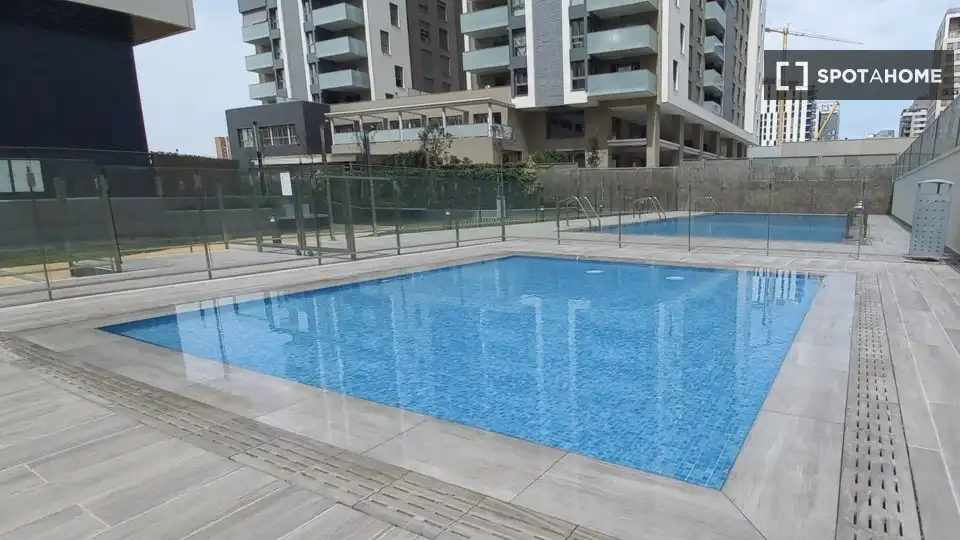 Piscina de Piso de alquiler en Valencia con Aire acondicionado, Calefacción y Amueblado