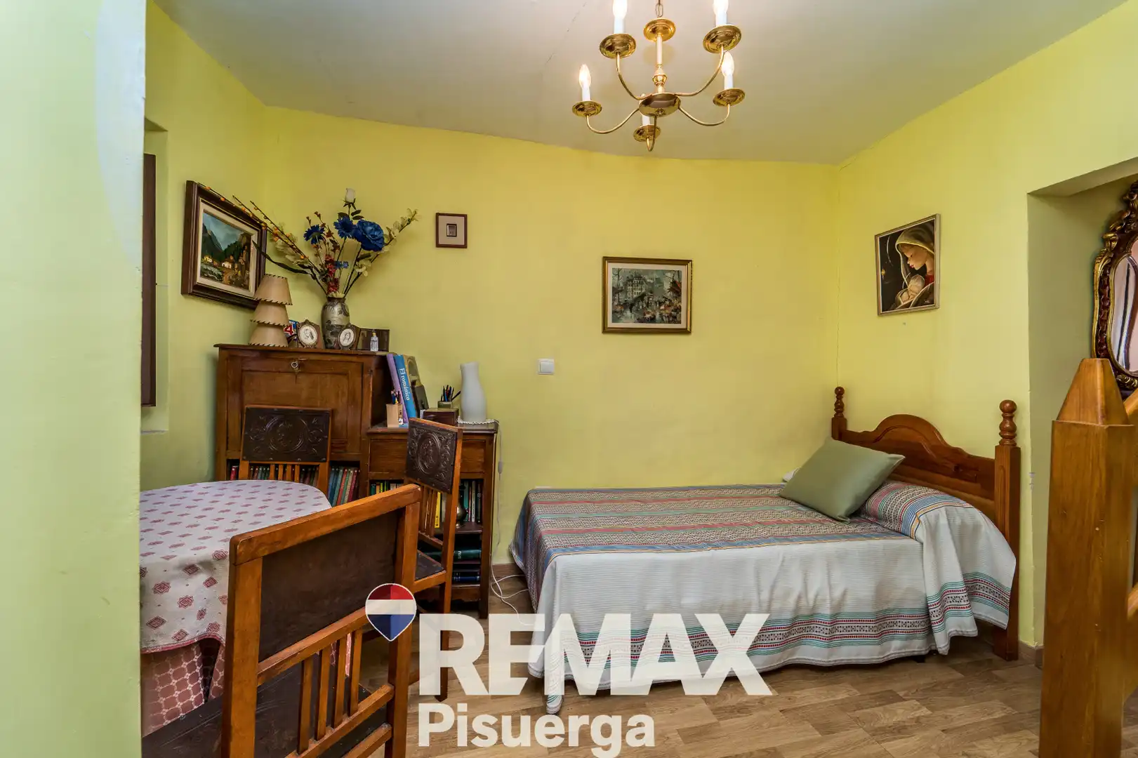 Bedroom of Houses for sale in Valoria la Buena  with Heating and Terrace