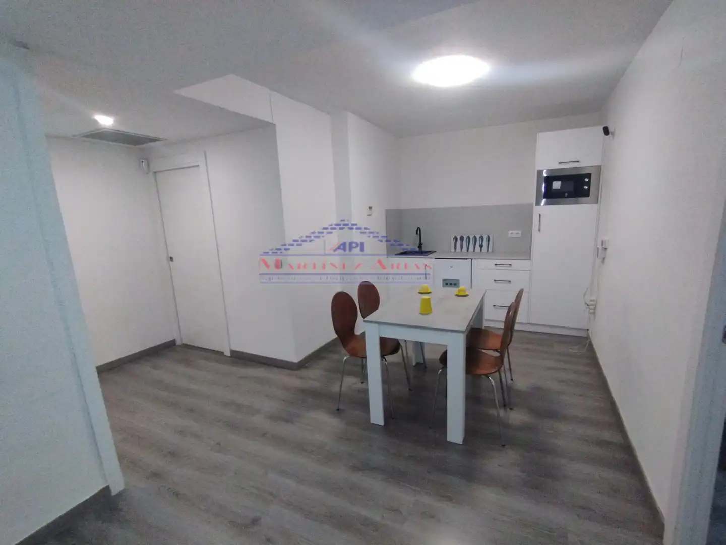Küche von Büro zur Miete in Jaén mit Klimaanlage