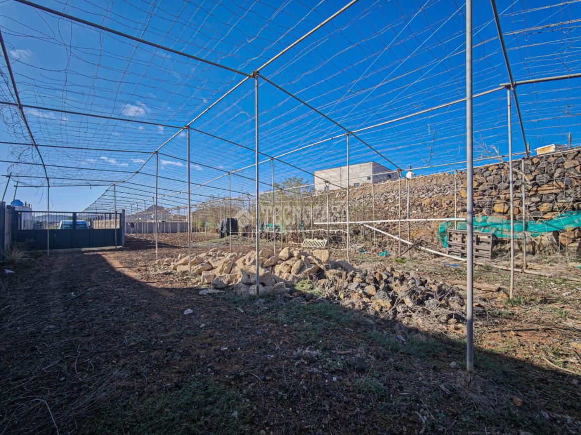 Land for sale in Arona