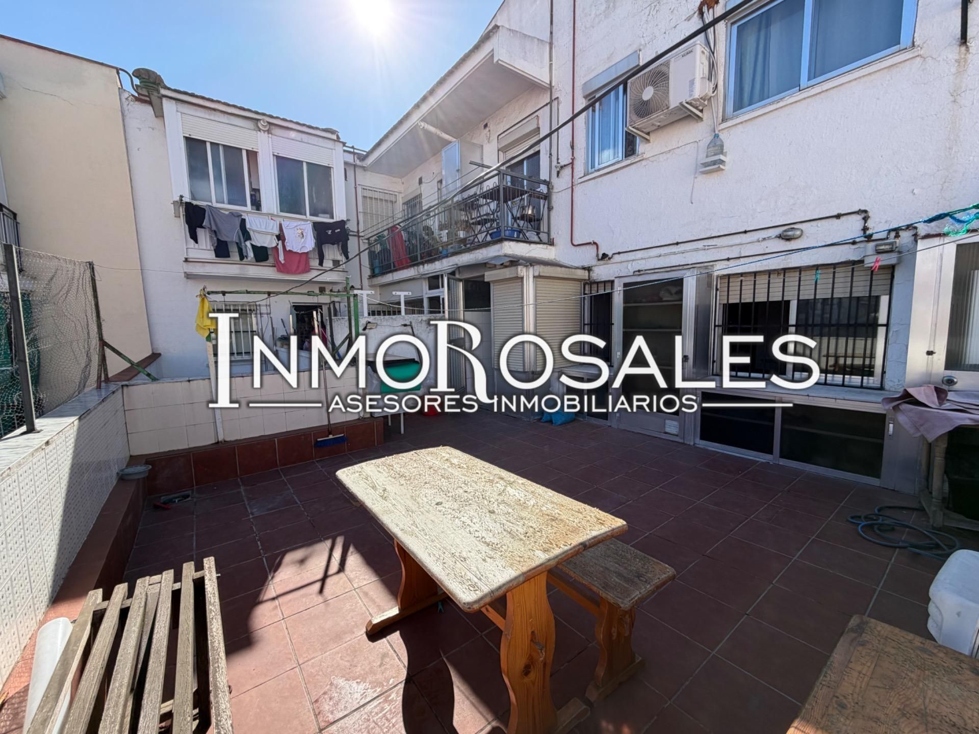 Vista exterior de Pis en venda en  Madrid Capital amb Aire condicionat, Calefacció i Jardí privat