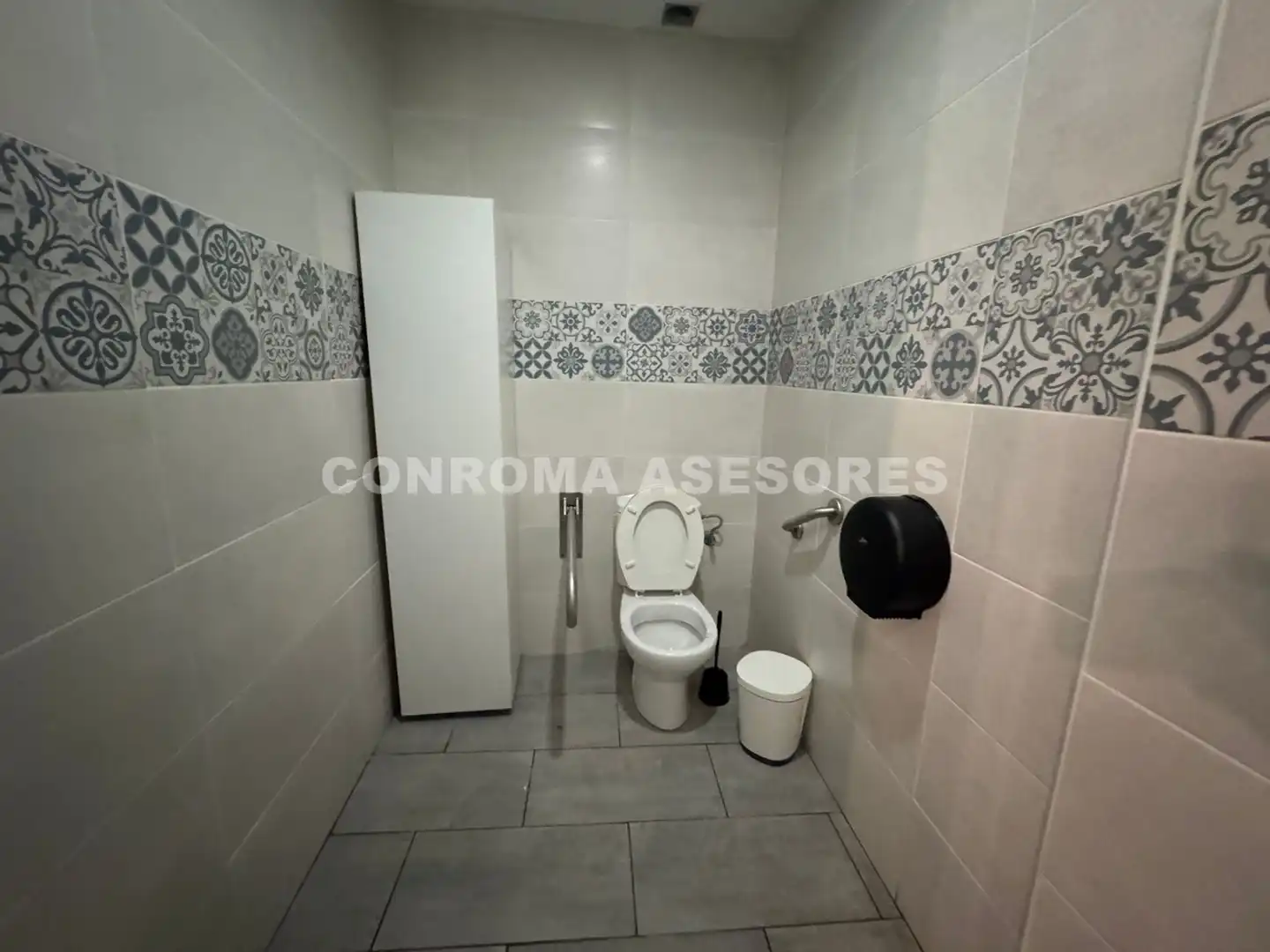 Baño de Local en traspaso en Blanes con Aire acondicionado, Calefacción y Parquet