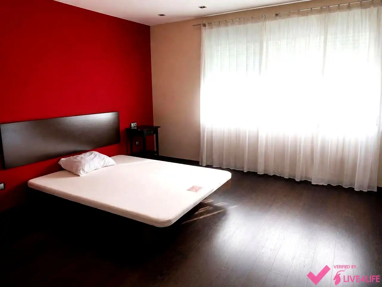 Schlafzimmer von Wohnung zur Miete in Valencia mit Klimaanlage, Terrasse und Möbliert