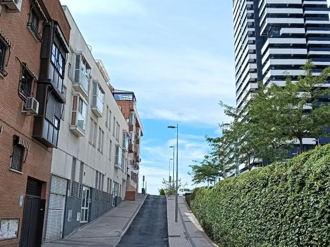 Individual for sale in Reyes Aizquibel 20