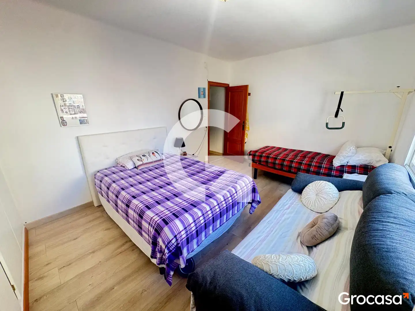 Bedroom of Flat for sale in Mataró  with Air Conditioner and Oven