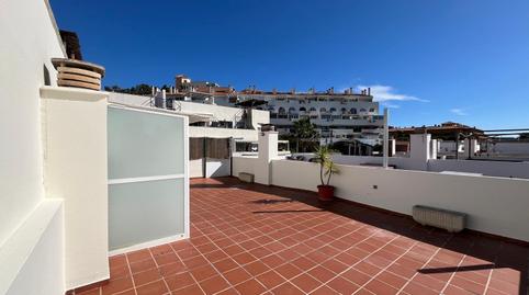 Foto 3 de Pis en venda a Calle Poseidon, Nueva Torrequebrada, Málaga