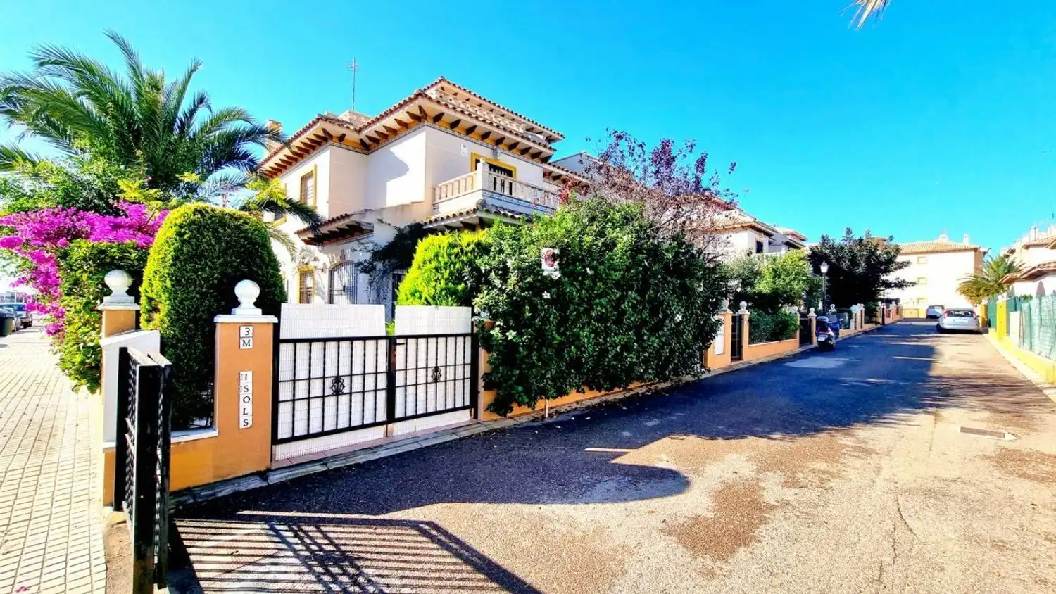 Vista exterior de Casa o chalet de alquiler en La Marina