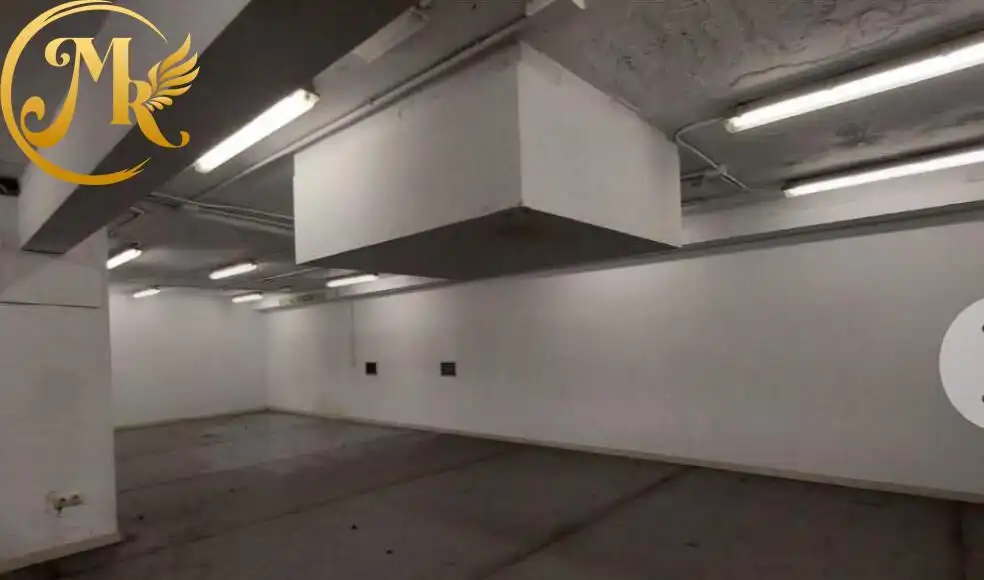 Gewerbefläche zum Verkauf in Calle SANTA CLARA, imagen 3