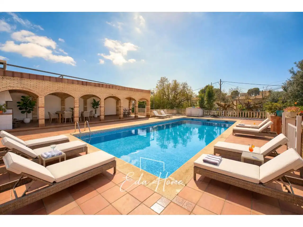 Piscina de Casa o chalet en venta en Canyelles con Aire acondicionado, Calefacción y Jardín privado