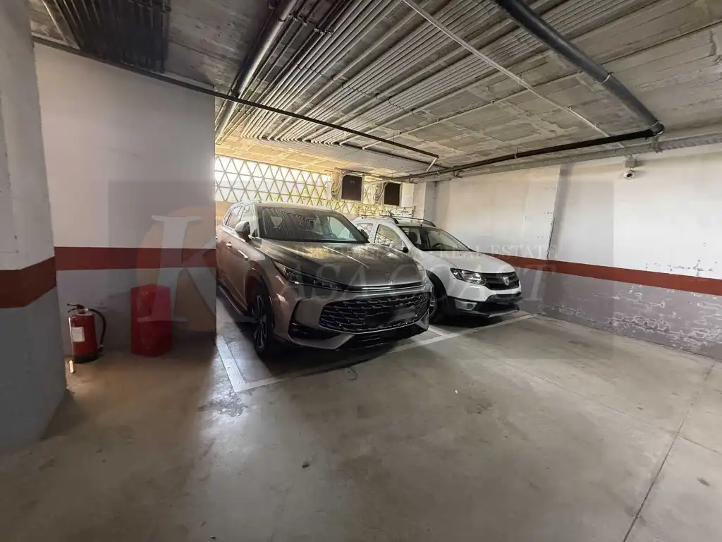 Parking de Dúplex en venta en Fuengirola con Aire acondicionado, Jardín privado y Terraza