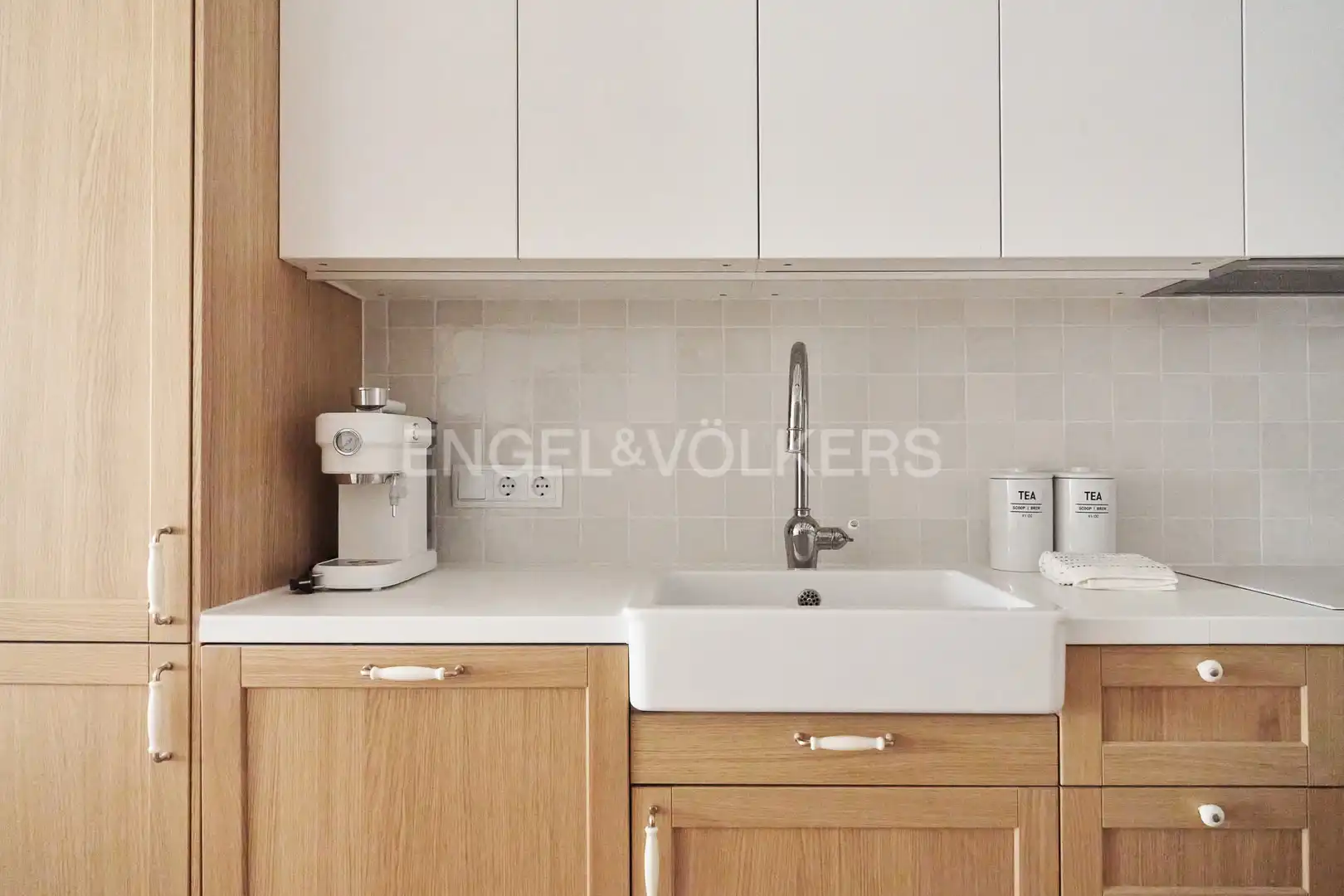 Cocina de Piso de alquiler en Barcelona con Aire acondicionado, Calefacción y Balcón